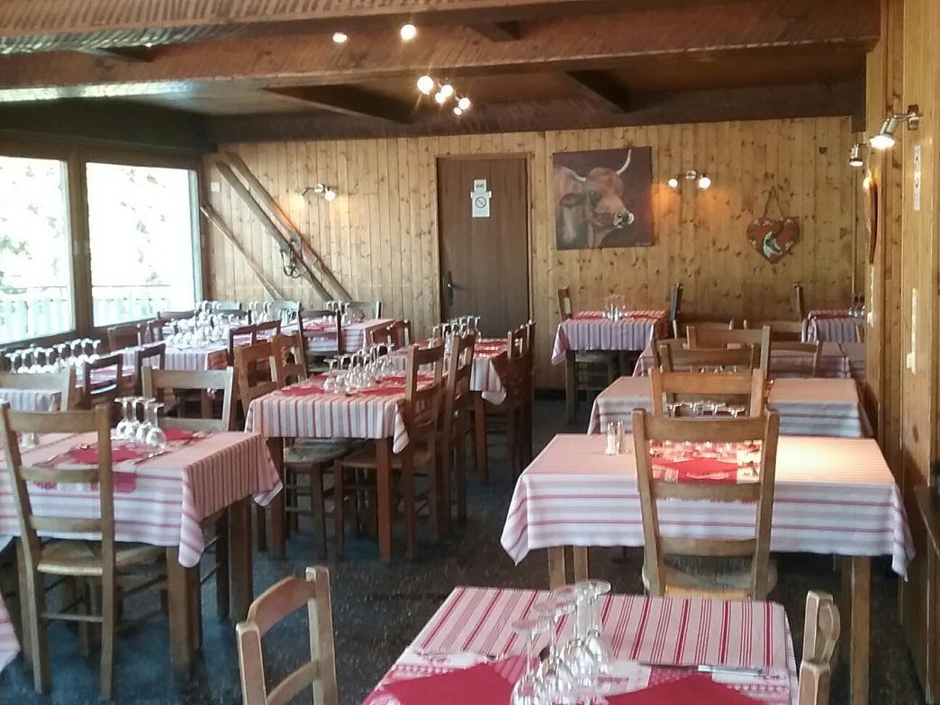 Hotel Restaurant Les Rosieres مانيجود المظهر الخارجي الصورة